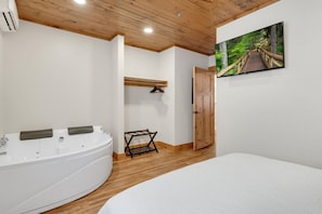 1 habitación, tabla de planchar con plancha, wifi gratis y ropa de cama