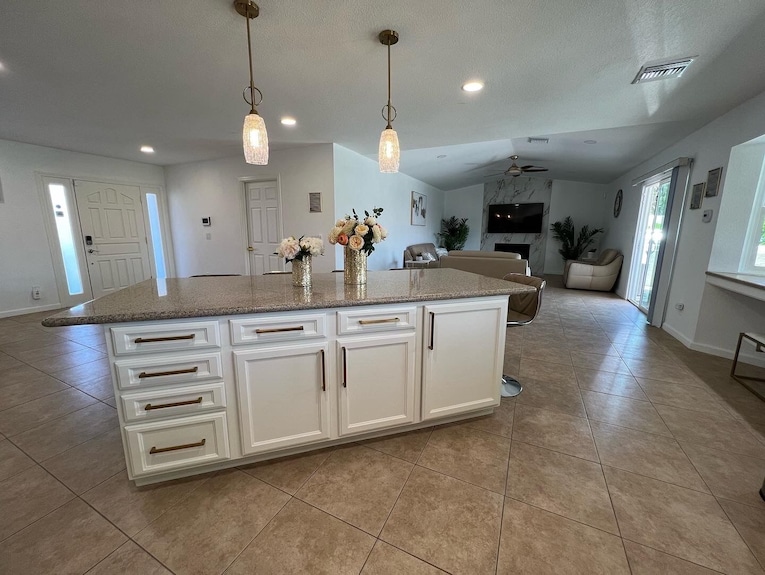 Relaxing 3 Bedroom Villa With Pool And Spa - Palm Springs, CA