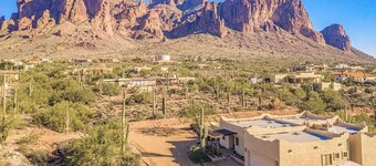 Lost Dutchman Hideout Beautiful Views Dog Friendly