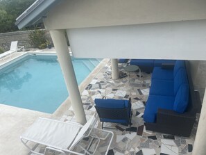 حمّام سباحة خارجي