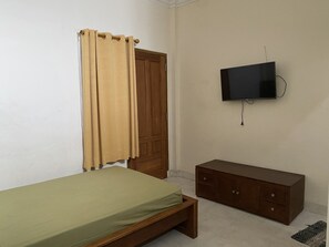 Standard Room | Bed sheets