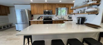 Mid-Century Modern Gem next to Trails, Ski Resorts and Downtown Ogden