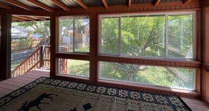 Mid-Century Modern Gem next to Trails, Ski Resorts and Downtown Ogden