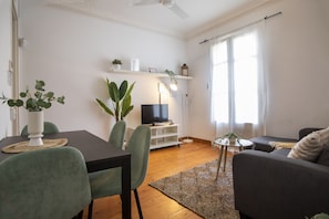 Fernseher
