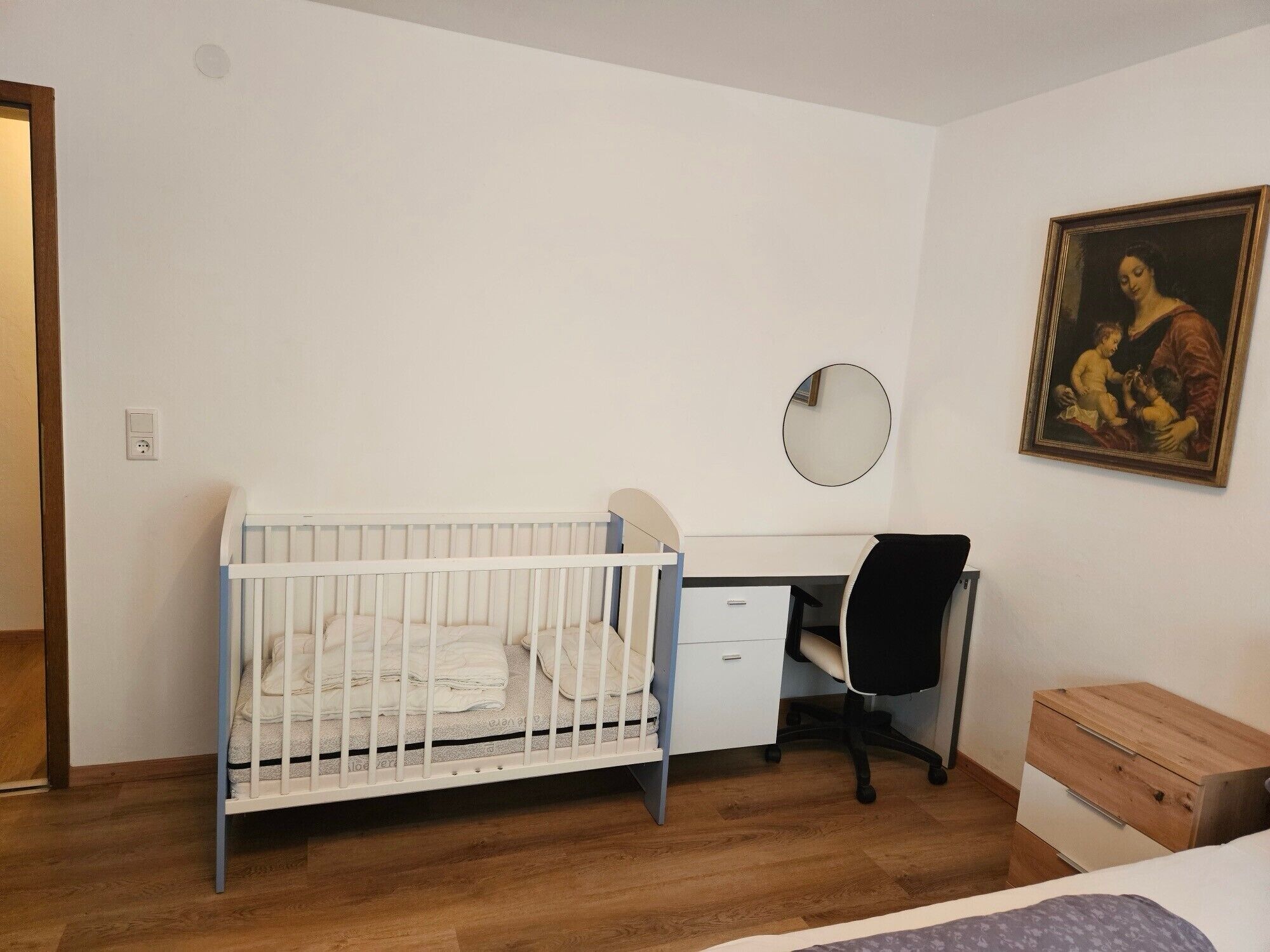 3 habitaciones, tabla de planchar con plancha y wifi gratis 