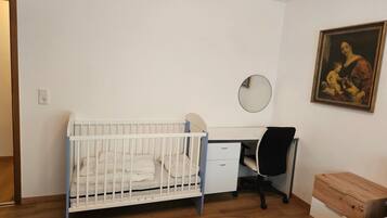 3 habitaciones, tabla de planchar con plancha y wifi gratis