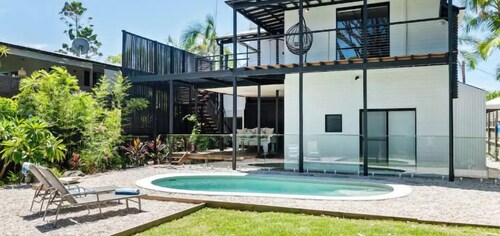 Stunning Coastal Home! The Perfect Family Getaway