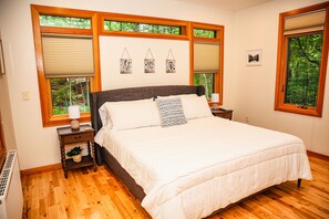 4 habitaciones, escritorio, tabla de planchar con plancha y wifi gratis 