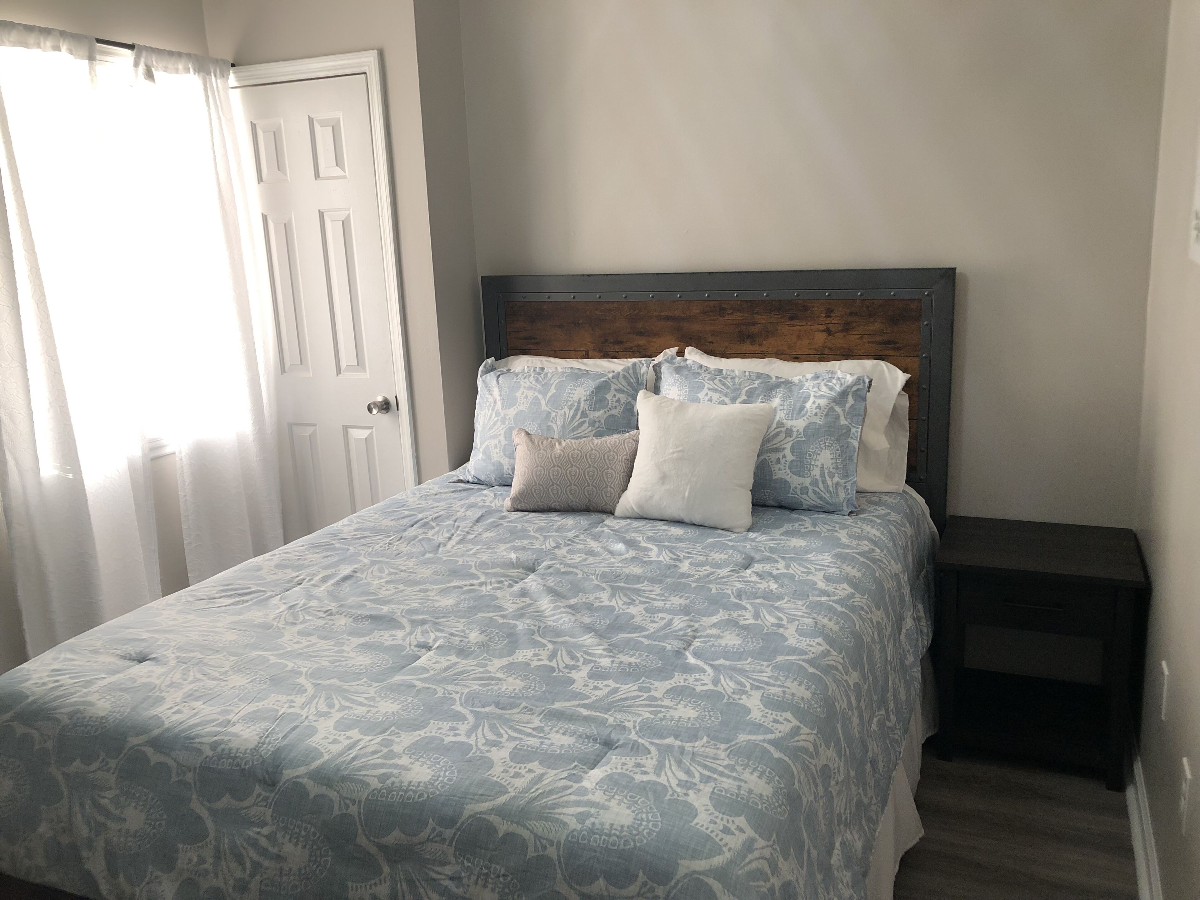 2 bedrooms, desk, free WiFi, bed sheets