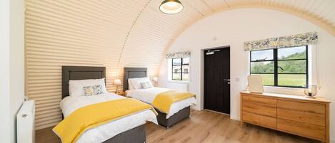 1 室のベッドルーム、アイロン / アイロン台、旅行用ベビーベッド、WiFi (無料)