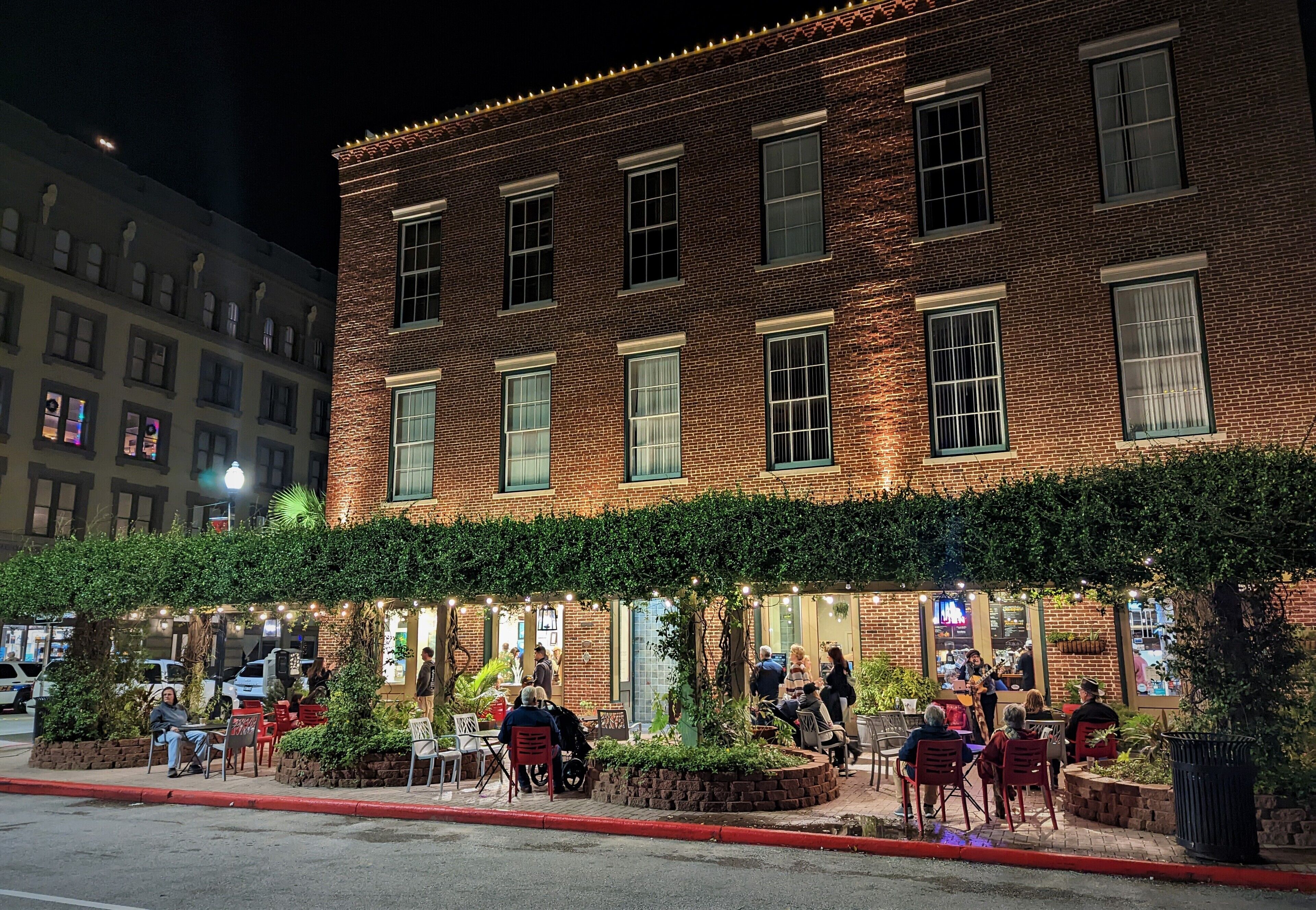 สถานที่น่าสนใจ