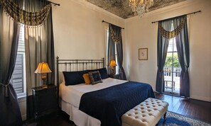 Superior Room | Premium bedding, individually decorated, individually furnished - The 1890 Freeman House (Galveston)