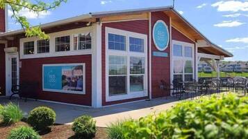 Condo (The Cardinal Cottage 1B) | Exterior