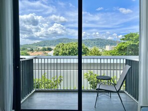 Deluxe Garden View | 阳台景观