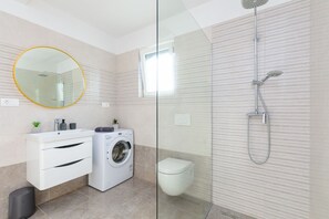 淋浴設備、坐浴桶