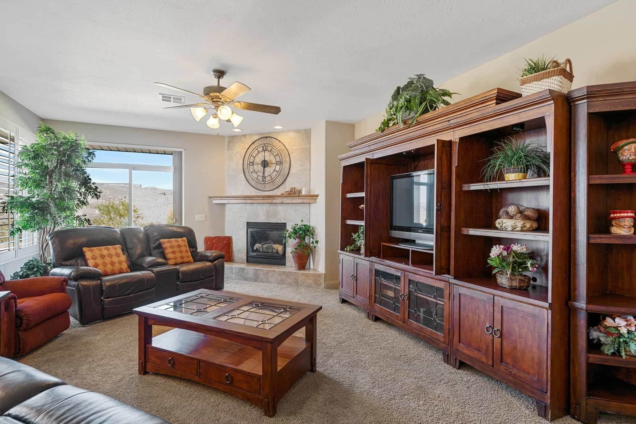 Condo, 3 Bedrooms | Living area | 36-inch Smart TV with digital channels, TV