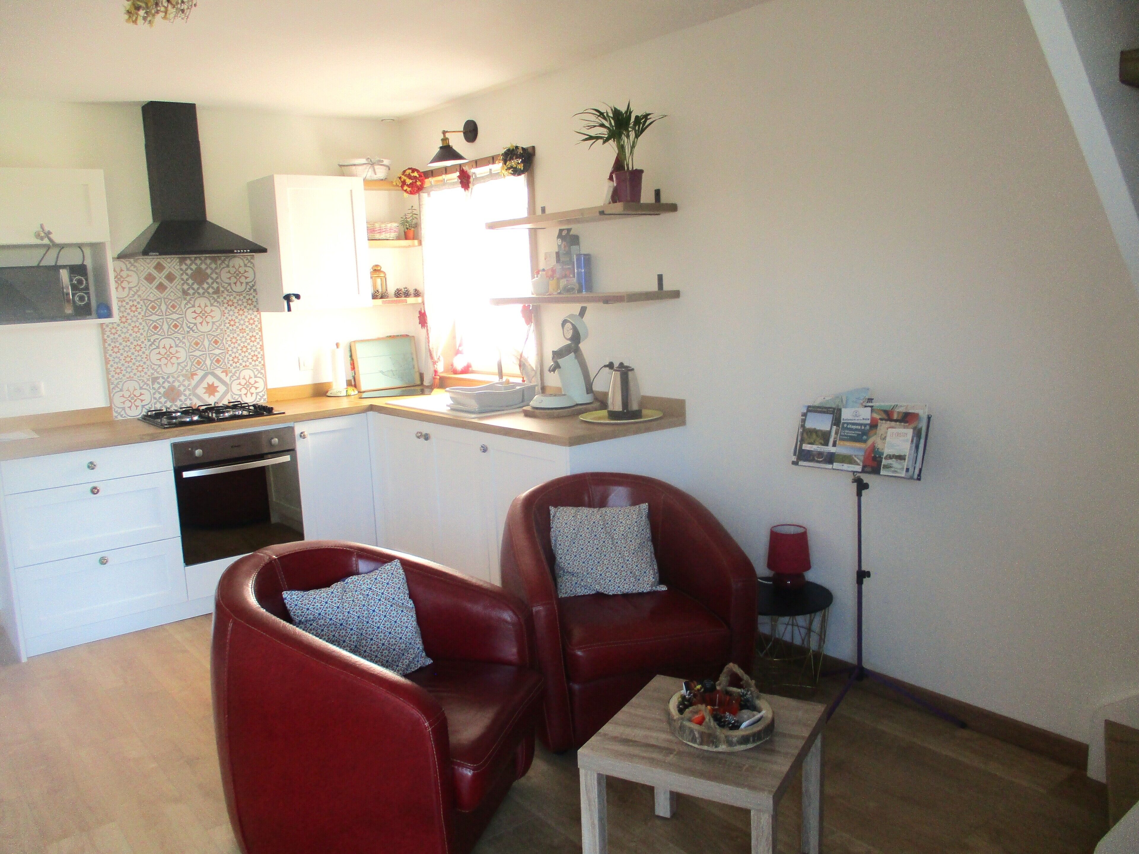 Frigorífic, microones, forn i placa de cuina 