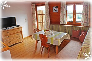 Dining - Ferienwohnung Watzmann (Marktschellenberg)