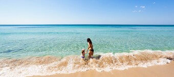 Air-conditioned Villa 300 Meters From Porto Cesareo Beach With Parking