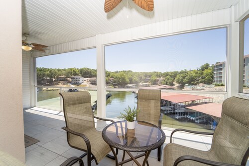 Emerald Bay 278 - Lovely 3 bdrm lake condo