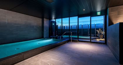 REF Kansai Airport by VESSEL HOTELS