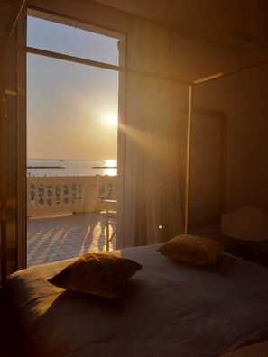 1 chambre, bureau, Wi-Fi, draps fournis