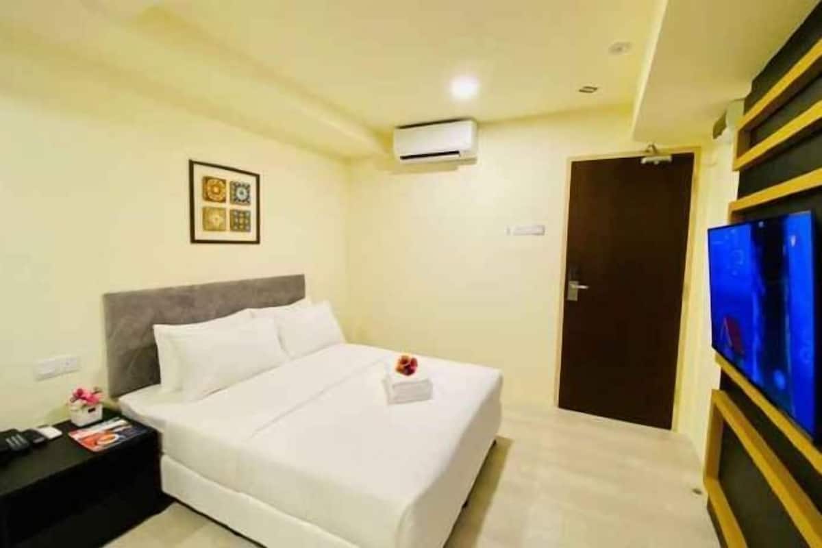 1 bedroom, desk, laptop workspace, iron/ironing board