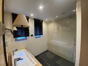 Dusche, Haartrockner