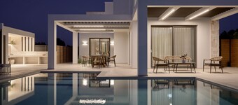 Anthis Luxury Villa