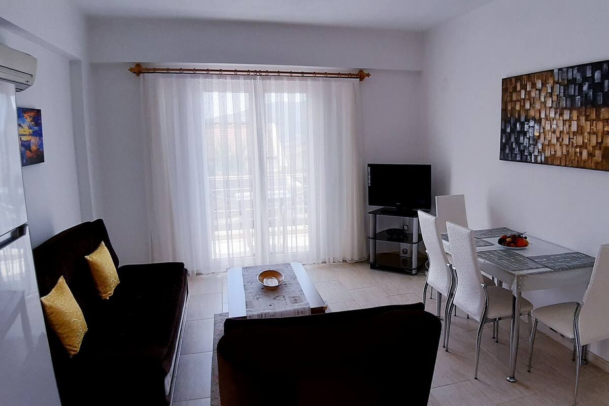 Classic-Apartment, 1 King-Bett, Nichtraucher, Balkon