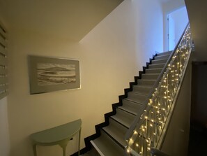 Interior - Apartment 432 - Clifden - sleeps 2 guests  in 1 bedroom (Clifden)