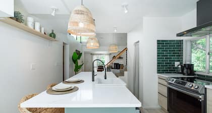 La Casita: Modern Saugerties Getaway