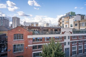 Exterior - Beautifully converted Victorian warehouse minutes from Tower Bridge + Brick Lane (London)