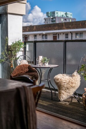 Outdoor dining - Beautifully converted Victorian warehouse minutes from Tower Bridge + Brick Lane (London)