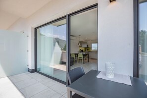 Dining - Bike Apartments Curti "Waldgrün" with Sun Terrace & Alpine Views (Pfatten)