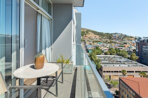 Gallery Studio | Balcony