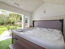 5 多间卧室、特色装修、特色家居、免费 WiFi