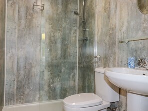 Shower - Pen-y-thon House (Newquay)