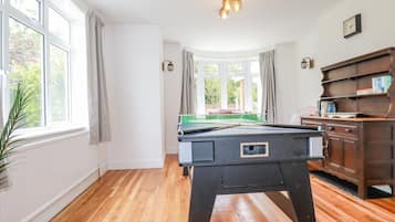 5 habitaciones, decoración personalizada y muebles diferentes