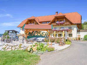 صورة غير مصنفة، 5 من 58، زرّ