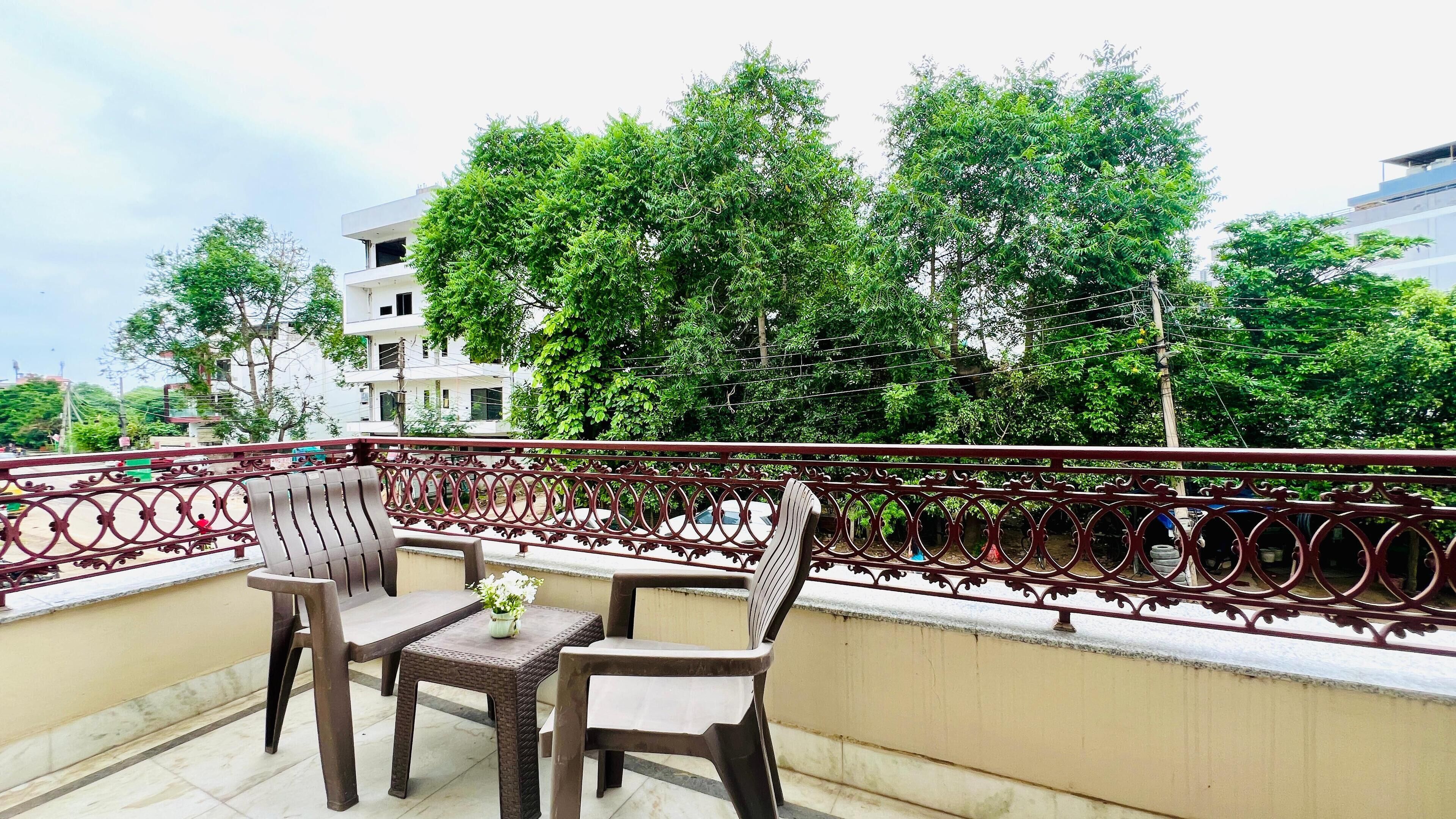 ラグジュアリー アパートメント | バルコニー