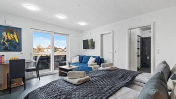 Luxe villa, 4 slaapkamers, niet-roken, terras | 4 slaapkamers, luxe beddengoed, individueel gedecoreerd