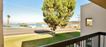 Riverview Holiday Waterfront Apt 14 - 2 Storey - Kalbarri, WA