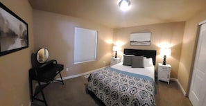 4 Schlafzimmer, Bügeleisen/Bügelbrett, Reisekinderbett, WLAN