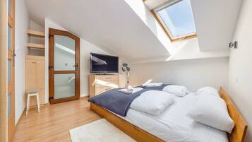 2 bedrooms, free WiFi, bed sheets