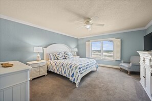 2 bedrooms, bed sheets
