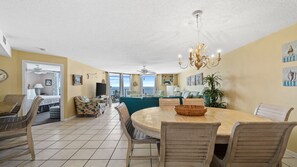 Dining - Snowbird Availability!  Beachfront 3BR!!  Splash Pad (Orange Beach)