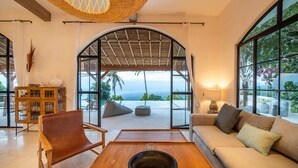Villa, 4 soverom, røyk, privat basseng | Oppholdsrom