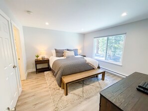 3 chambres, accès à Internet, literie fournie