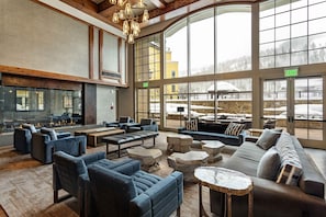 Lejlighed - 3 soveværelser | Siddeområde i lobbyen